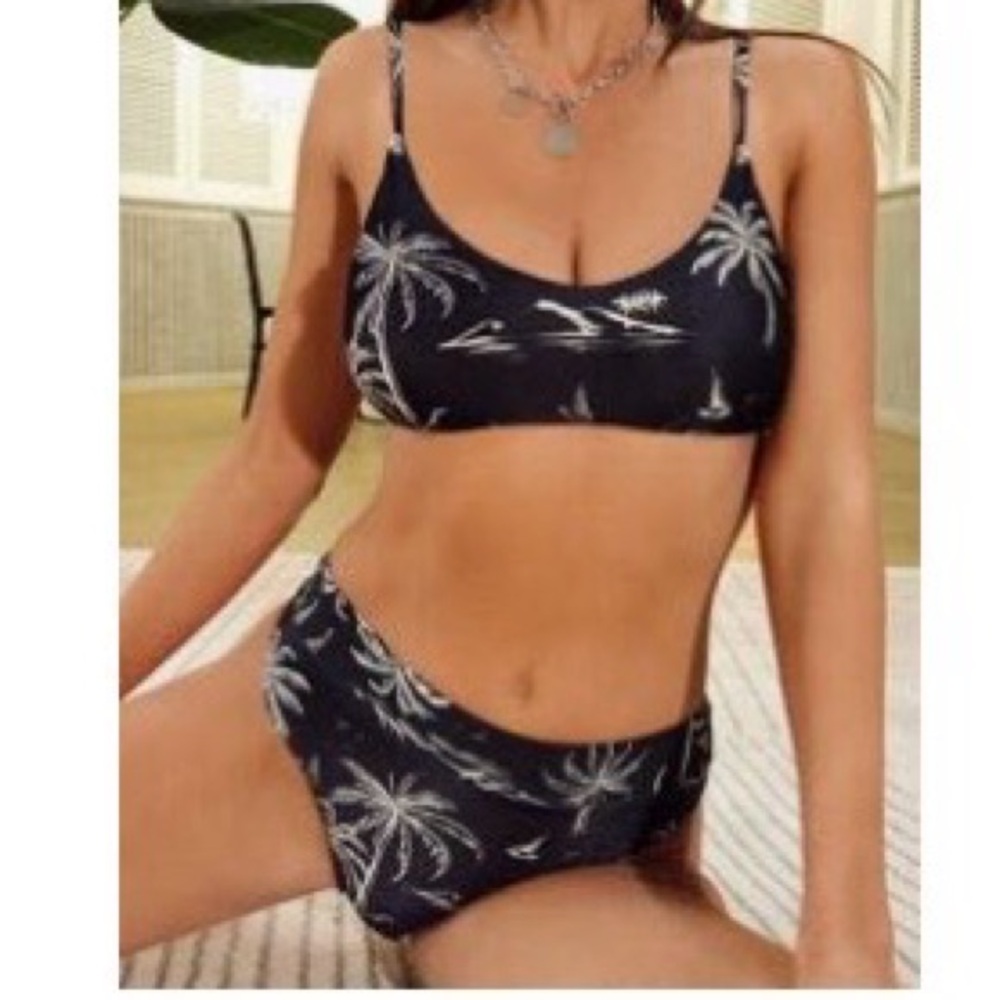 SHEIN Bikini Set